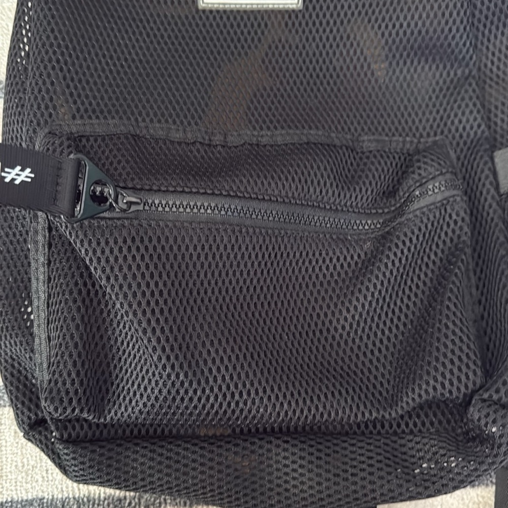 NWT Bebe Two-In-One Mesh / Nylon Backpack - Picture 2 of 7
